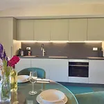 Luxury Seafront - Access - Parking & Wifi - By Coral Lejlighed *