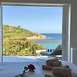 Lejlighed Luxury Seafront - Access - Parking & Wifi - By Coral
