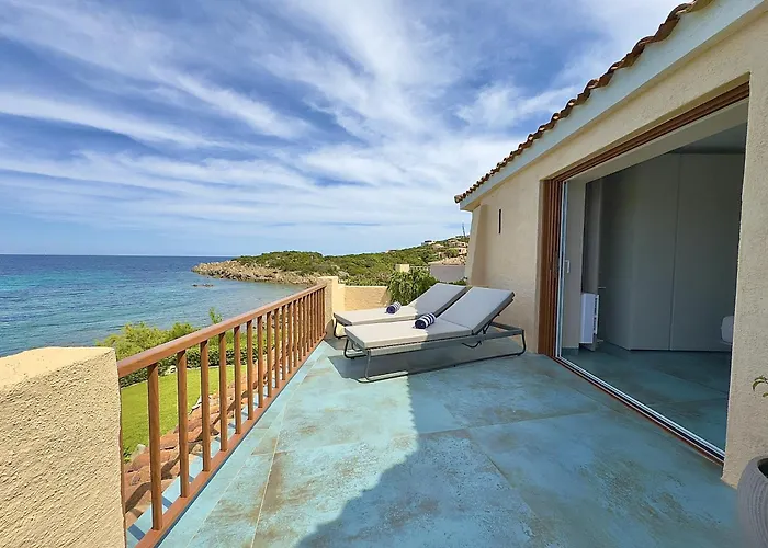 Luxury Seafront - Access - Parking & Wifi - By Coral Διαμέρισμα Πόρτο Τσέρβο