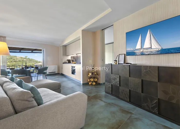 Appartement Luxury Seafront - Access - Parking & Wifi - By Coral