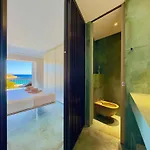 Luxury Seafront - Access - Parking & Wifi - By Coral Apartament Porto Cervo