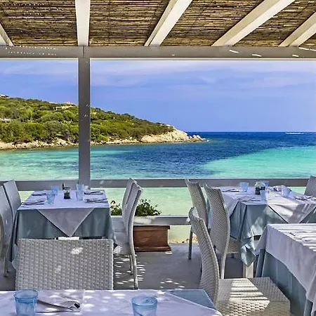 Apartment Luxury Seafront - Access - Parking & Wifi - By Coral *